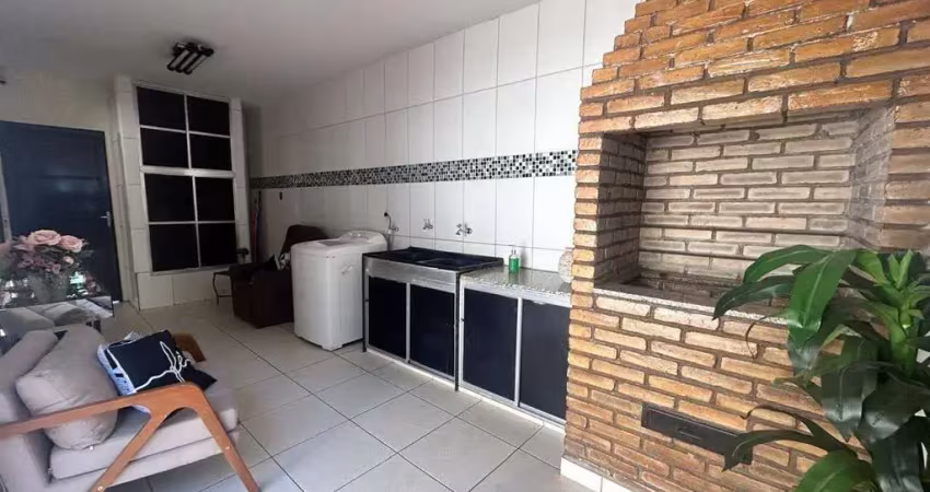 Casa para venda em centro de 182.96m² com 2 quartos