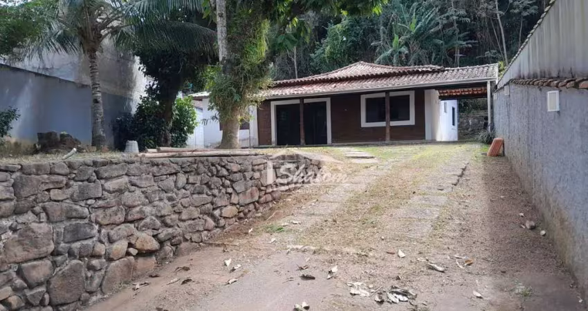 Casa para alugar em caputera de 150.00m² com 5 quartos, 1 suite e 4 garagens
