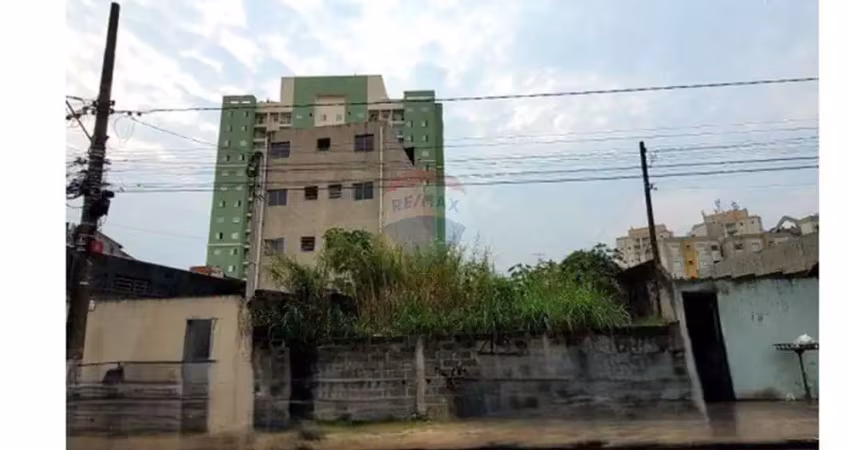 Terreno à venda na Rua Santa Cecília, 780, Jordanópolis, Arujá