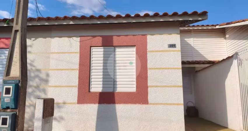 Casa para venda e aluguel em jardim ipanema de 75.00m² com 2 quartos, 1 suite e 2 garagens