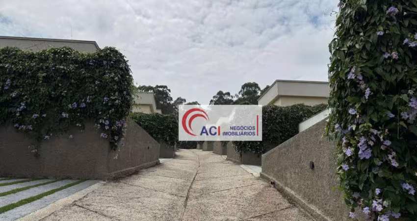 Casa de condomínio para alugar em fazendinha de 198.00m² com 3 quartos, 1 suite e 6 garagens