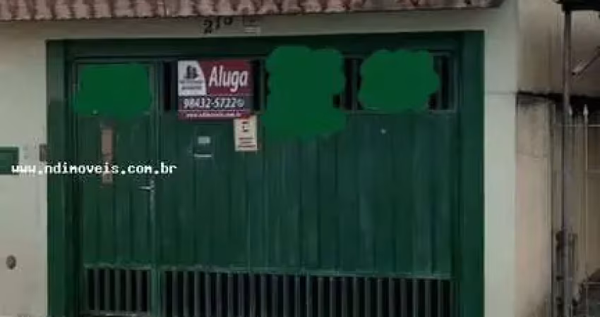 Casa para alugar em centro de 98.00m² com 2 quartos e 2 garagens