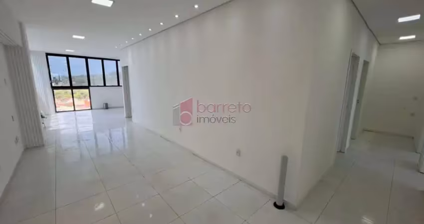 Sala comercial para alugar em parque residencial eloy chaves de 150.00m²