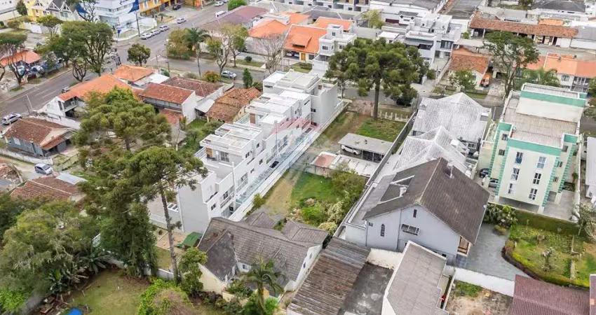 Terreno à venda na Rua Paraguai, 558, Bacacheri, Curitiba