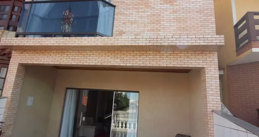 Sobrado para venda em vila augusta de 250.00m² com 3 quartos, 1 suite e 3 garagens