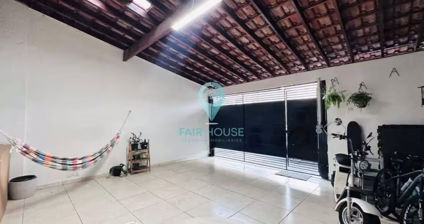 Casa para venda em jardim santa marta de 150.00m² com 2 quartos, 2 suites e 3 garagens