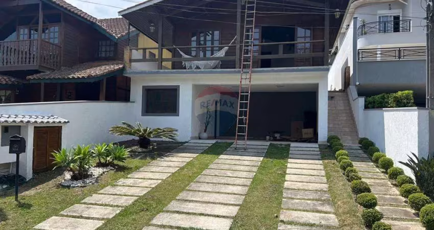 Casa com 2 quartos para alugar na Rua Arara, 50, Aruã, Mogi das Cruzes