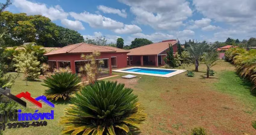 Chácara para venda em fazenda castelo de 2500.00m² com 3 quartos, 1 suite e 10 garagens