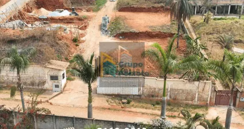 Terreno à venda na Rua João de Barro, Solar do Madeira, Contagem