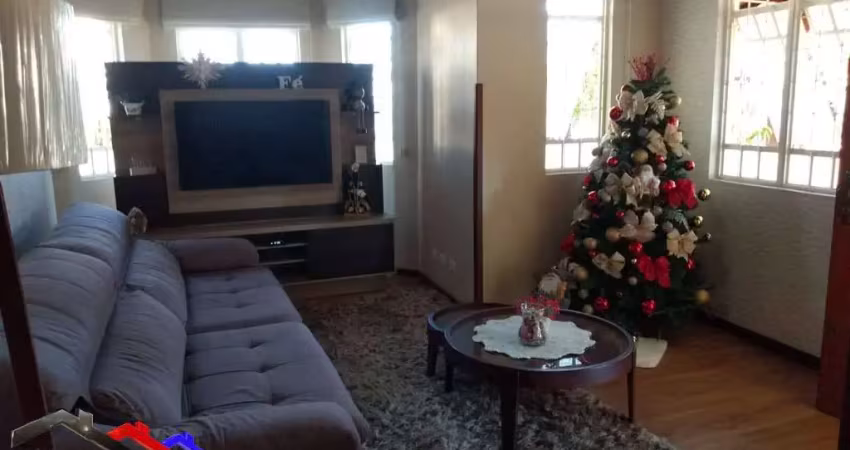 Casa para venda em águia da castelo de 274.00m² com 4 quartos, 1 suite e 3 garagens