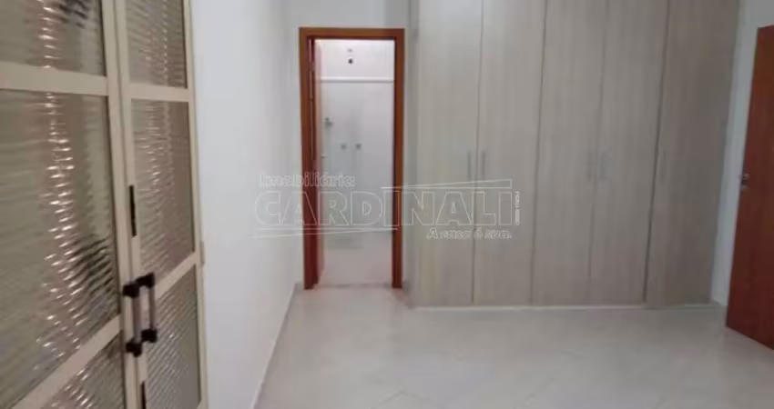 Casa para venda em centro de 416.00m² com 3 quartos, 3 suites e 7 garagens