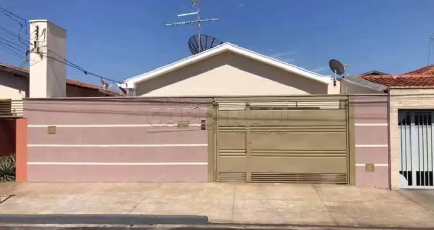 Casa para venda em jardim primor de 212.00m² com 3 quartos, 1 suite e 3 garagens