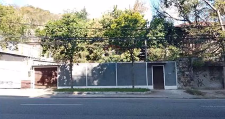 Casa para venda em freguesia (jacarepaguá) de 621.00m² com 4 quartos, 1 suite e 5 garagens
