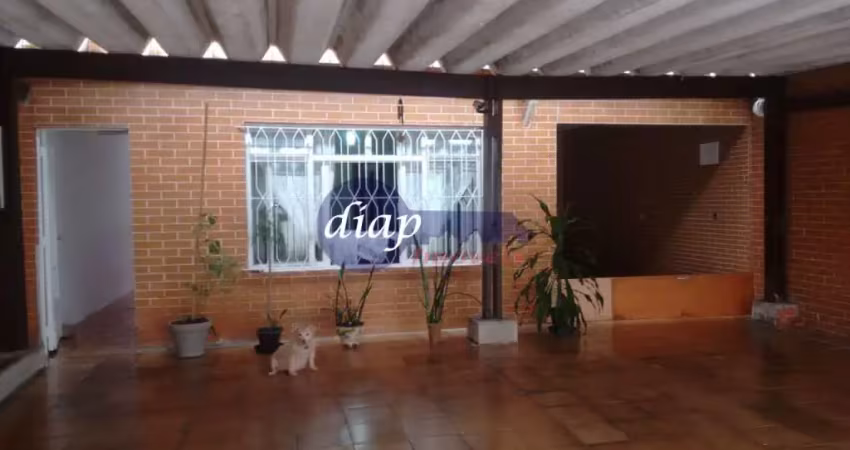 Ótima casa térrea na vila mazzei toda reformada em rua particular sem saída, com entrada lateral, 3 dormitórios, sendo 2 suítes, sala para 2 ambientes