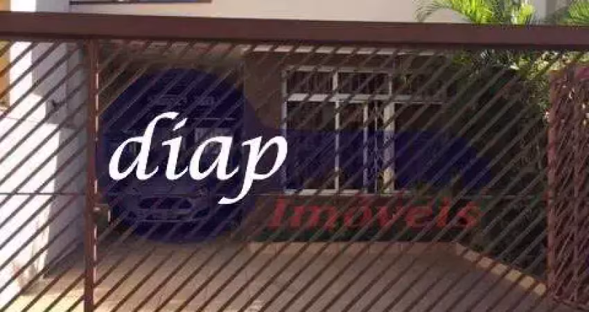 Excelente sobrado no bairro Santana com 3 dormitórios com armários embutidos, sendo 1 suíte, sala ampla para dois ambientes, copa e cozinha com armári