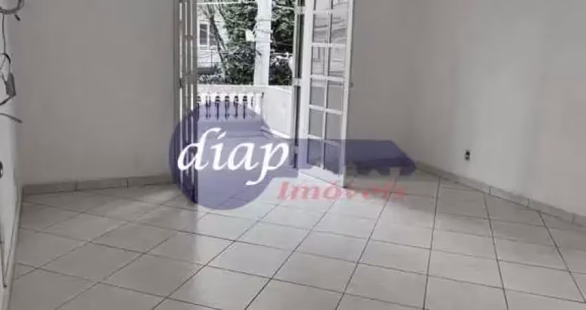 Ótimo sobrado no jardim paraíso com 2 dormitórios, sendo o principal com ampla varanda, cozinha com armários embutidos, sala para 2 ambientes, 1 banhe