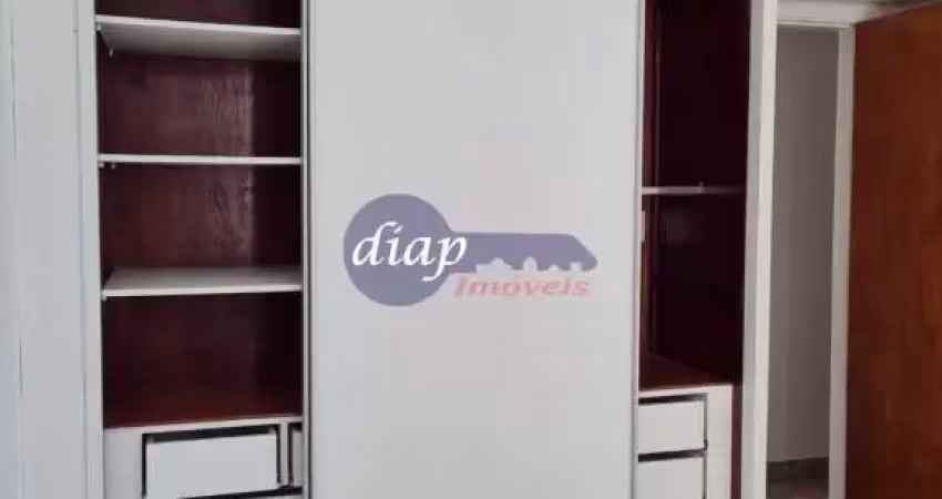 Ótimo apartamento no bairro de santana com 2 dormitórios, sendo 1 planejado, sala ampla, cozinha com armários embutidos, 2 cubas e ducha de água quent
