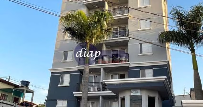 Lindo apartamento no térreo com 2 dormitórios, sala, cozinha, lavanderia e 1 vaga de garagem. Condomínio com salão de festas, churrasqueira e playgrou