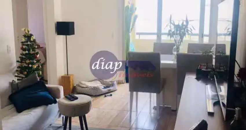 Ótimo apartamento no jardim da saúde com 2 dormitórios planejados, sala dois ambientes com sacada, cozinha planejada, área de serviço com banheiro, 1