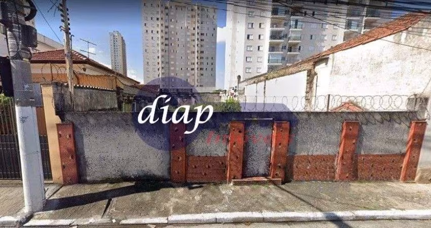 Terreno no Tatuapé com 240m², sendo 10 metros de frente. Excelente localização, a 400 metros da Rua Antônio de Barros e do Supermercado Kanguru, a 500