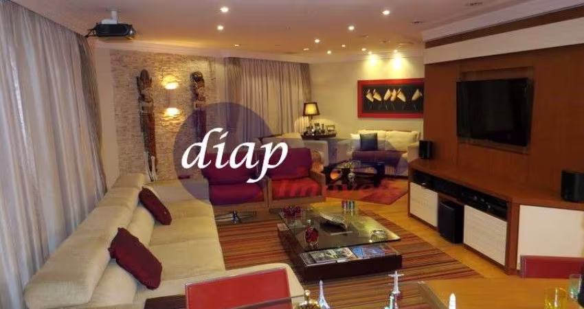 Apartamento alto padrão, 1 por andar com ótima localização, 4 dormitórios sendo 3 suítes (1 master com closet), condomínio com lazer completo
