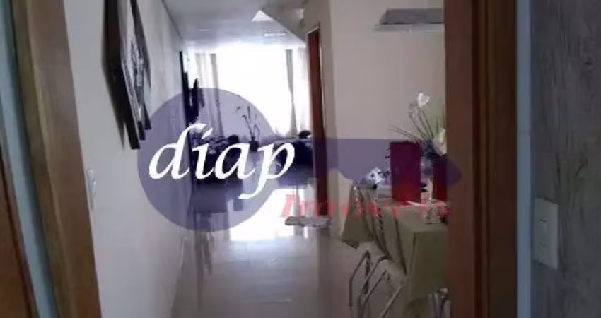 Excelente sobrado no bairro jardim da figueira com 3 dormitórios, sendo 3 suítes com armários planejados, ampla sala de estar, sala de jantar, cozinha