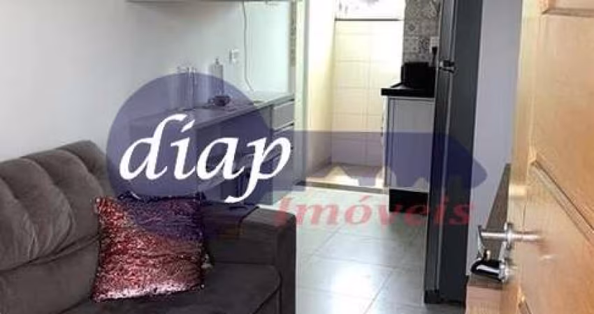 Ótimo apartamento na Vila Centenário com 2 dormitórios, cozinha com armários embutidos integrada com a sala de estar, 1 banheiro, área de serviço e 1