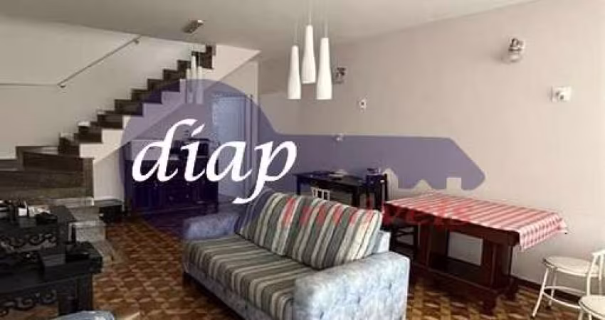 Excelente sobrado na Vila Prudente com 3 dormitórios, copa e cozinha com armários embutidos, ampla sala para dois ambientes, 1 banheiro e 1 lavabo, co