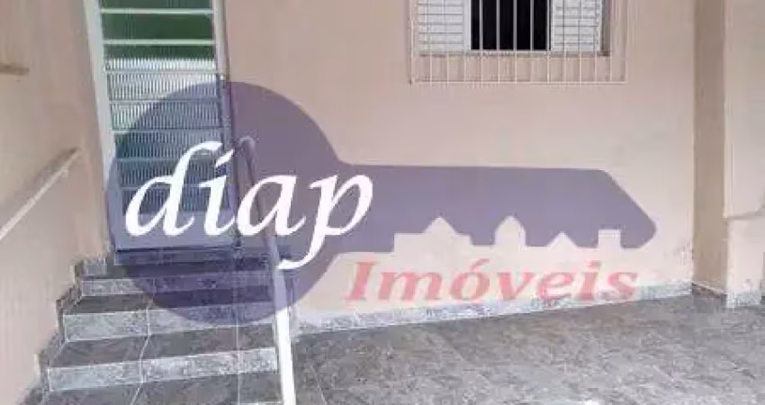 Ótima casa na vila antonieta com 2 dormitórios, sendo 1 suíte, copa e cozinha, sala de estar, 2 banheiros, lavanderia coberta e fechada, corredor late