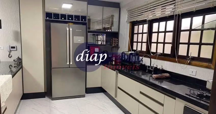 Excelente sobrado na vila moreira com 3 dormitórios com armários embutidos, sendo 1 suíte com ofurô e closet, cozinha toda planejada com balcão para r