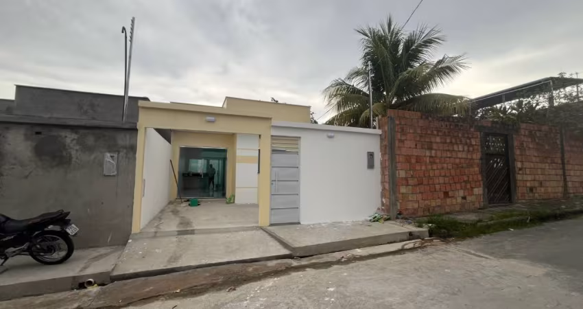 Venda - Casa Nova e Confortável na Colônia Terra Nova