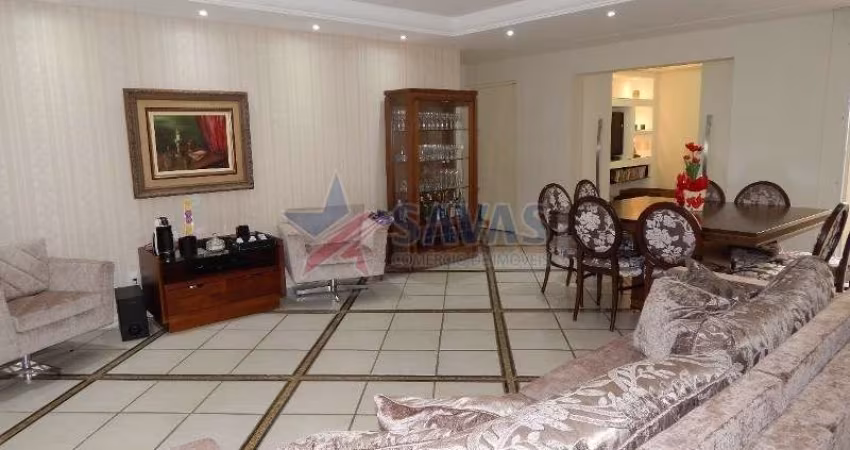 AMPLO APTO DE 05 DORMITÓRIOS