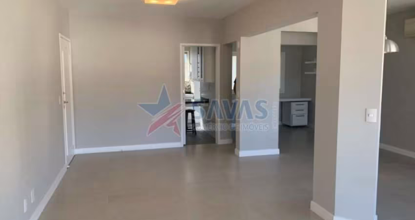 APTO DE 03 DORMITÓRIOS - PRÓXIMO AO BEIRAMAR SHOPPING