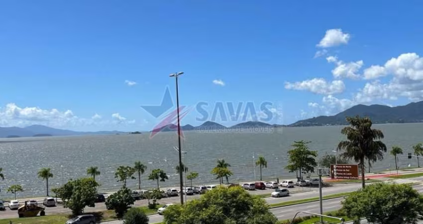 CONFORTÁVEL APTO 4 DORMITÓRIOS - 2 VAGAS - FRENTE MAR{5}