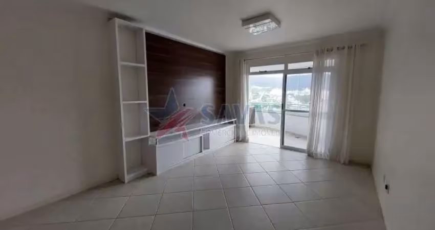 Apartamento com 3 quartos para alugar na Avenida Itamarati, 380, Parque São Jorge, Florianópolis