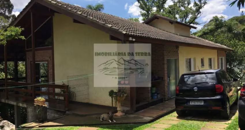 Imperdível Casa à Venda na Serra da Cantareira, Parque Petrópolis Paulista - 4 Quartos, 4 Suítes, 3 Salas, 5 Banheiros, 3 Vagas, 270m²