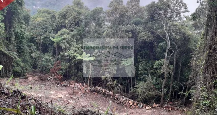 Terreno com Projeto Aprovado, com área de 1.802m², no residencial Sausalito - na Serra da Cantareira. Imperdível!