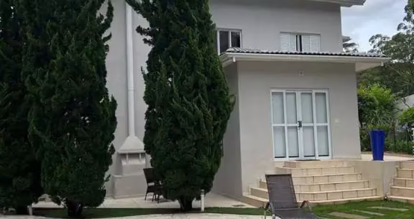 Imponente residência em condomínio na serra da cantareira-sp: 3 quartos, 2 suítes, 4 salas, 7 banheiros, 450m². venha conferir!