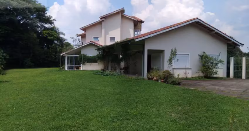 Casa em condomínio à venda em serra da cantareira-sp,  suíça da cantareira: 4 quartos, 4 suítes, 3 salas, 5 banheiros, 3 vagas, 516m²!