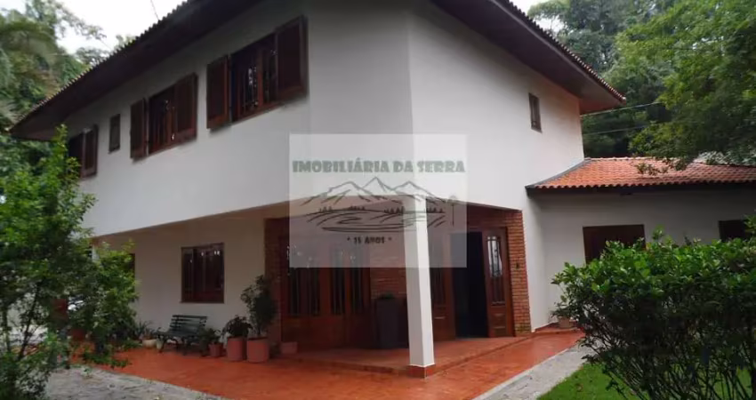Luxuosa casa em condomínio à venda na serra da cantareira - alpes da cantareira  4 quartos, 4 suítes, 3 salas, 6 banheiros, 4 vagas  250m²