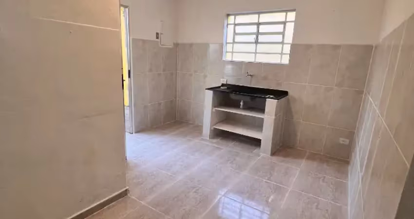 Casa com 1 quarto para alugar na Rua Antônio Gonçalves Martins, Conceição, Diadema