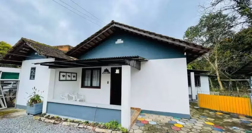 Casa 2 quartos para alugar, 1 vaga, piscina compartilhada, pomeranos, timbó - sc
