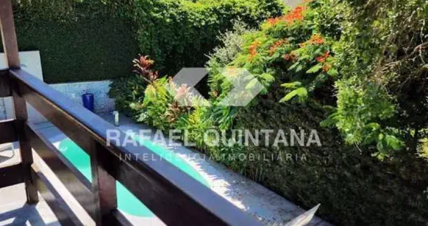 Casa à venda, 5 quartos sendo 3 suítes, 6 vagas, piscina, condomínio fechado, sambaqui, florianópolis, sc