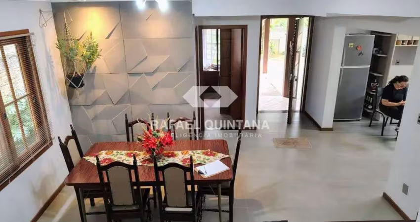 Casa à venda, 4 quartos sendo 4 suítes, 6 vagas com 230m², cacupé, florianópolis - sc