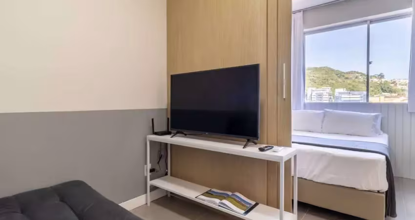 Apartamento tipo stúdio à venda, reformado e mobiliado, 23m², centro, florianópolis - sc
