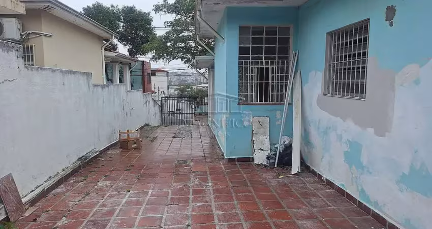 Casa com 2 quartos para alugar na Avenida Senador Roberto Simonsen, Cerâmica, São Caetano do Sul
