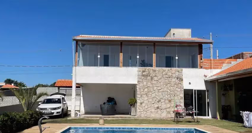 Linda chacara em marinque com 4 dormitórios em terreno de 1000 metros quadrados em condomínio fechado