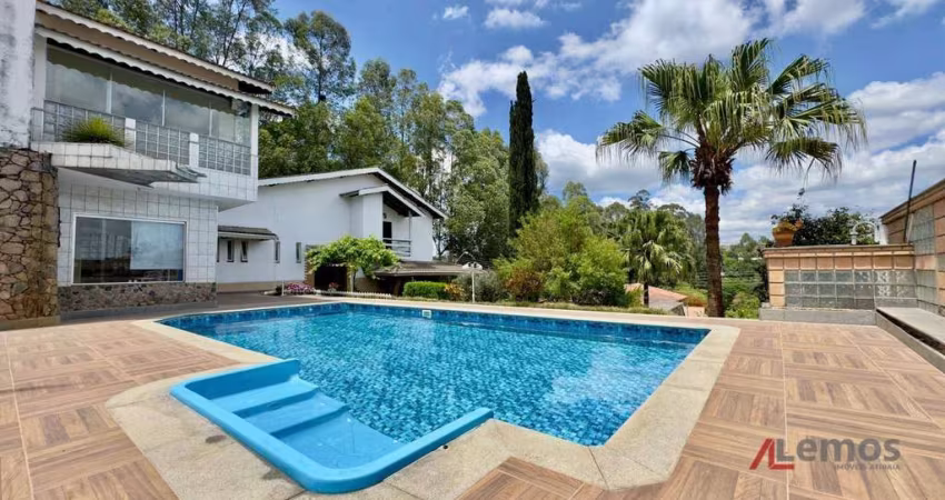 Casa com 3 dormitórios à venda de 415 m² no condomínio Portal das Hortências em Atibaia/SP - CA3824