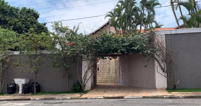 Casa com 4 suítes à venda com 700 m² no Jardim São Nicolau em Atibaia/SP - CA3284