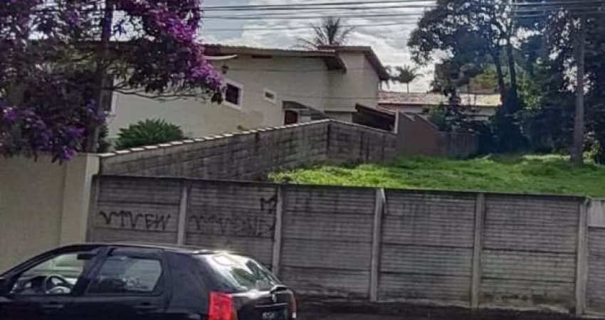 Terreno à venda de 698 m² no Jardim Paulista em Atibaia/SP - TE0995